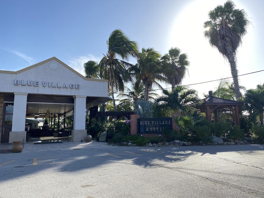 Aruba Blue Village Hotel And Apartments Palm Beach Bagian luar foto