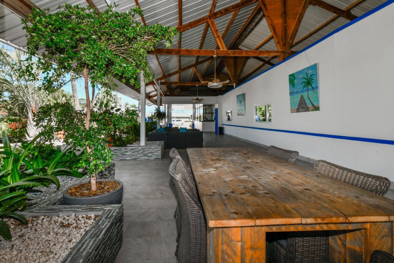 Aruba Blue Village Hotel And Apartments Palm Beach Bagian luar foto