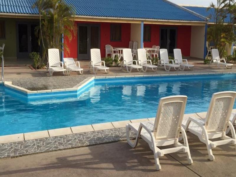 Aruba Blue Village Hotel And Apartments Palm Beach Bagian luar foto